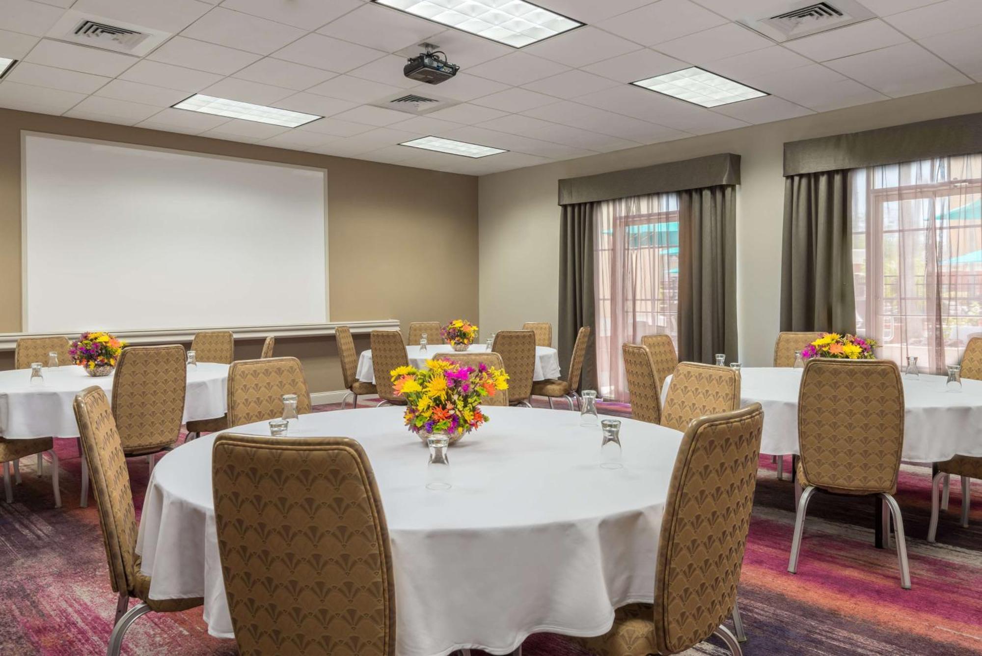 Homewood Suites By Hilton Orlando-Ucf Area Alafaya Экстерьер фото