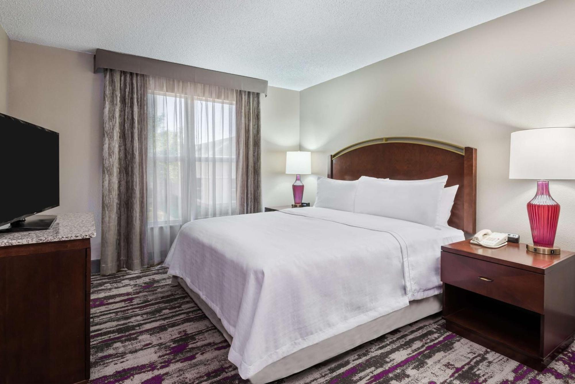 Homewood Suites By Hilton Orlando-Ucf Area Alafaya Экстерьер фото