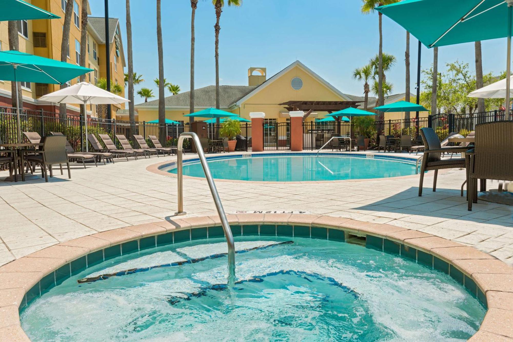 Homewood Suites By Hilton Orlando-Ucf Area Alafaya Экстерьер фото