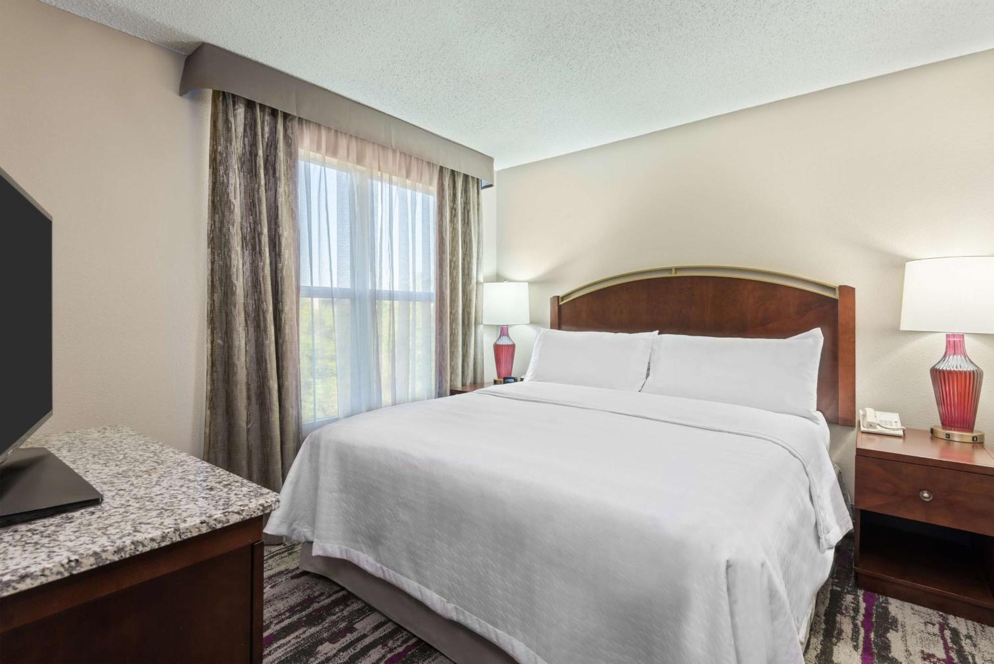 Homewood Suites By Hilton Orlando-Ucf Area Alafaya Экстерьер фото