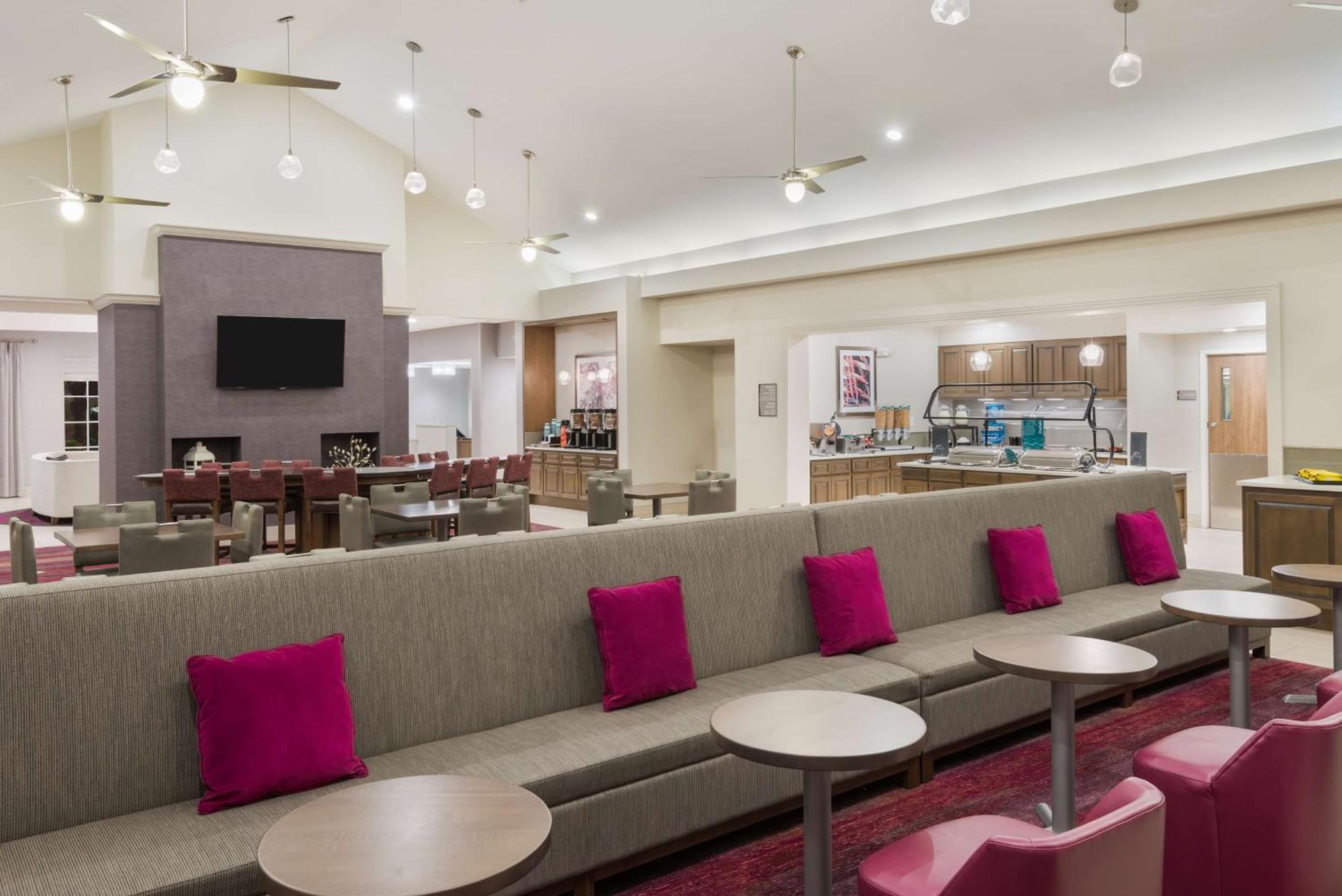 Homewood Suites By Hilton Orlando-Ucf Area Alafaya Экстерьер фото