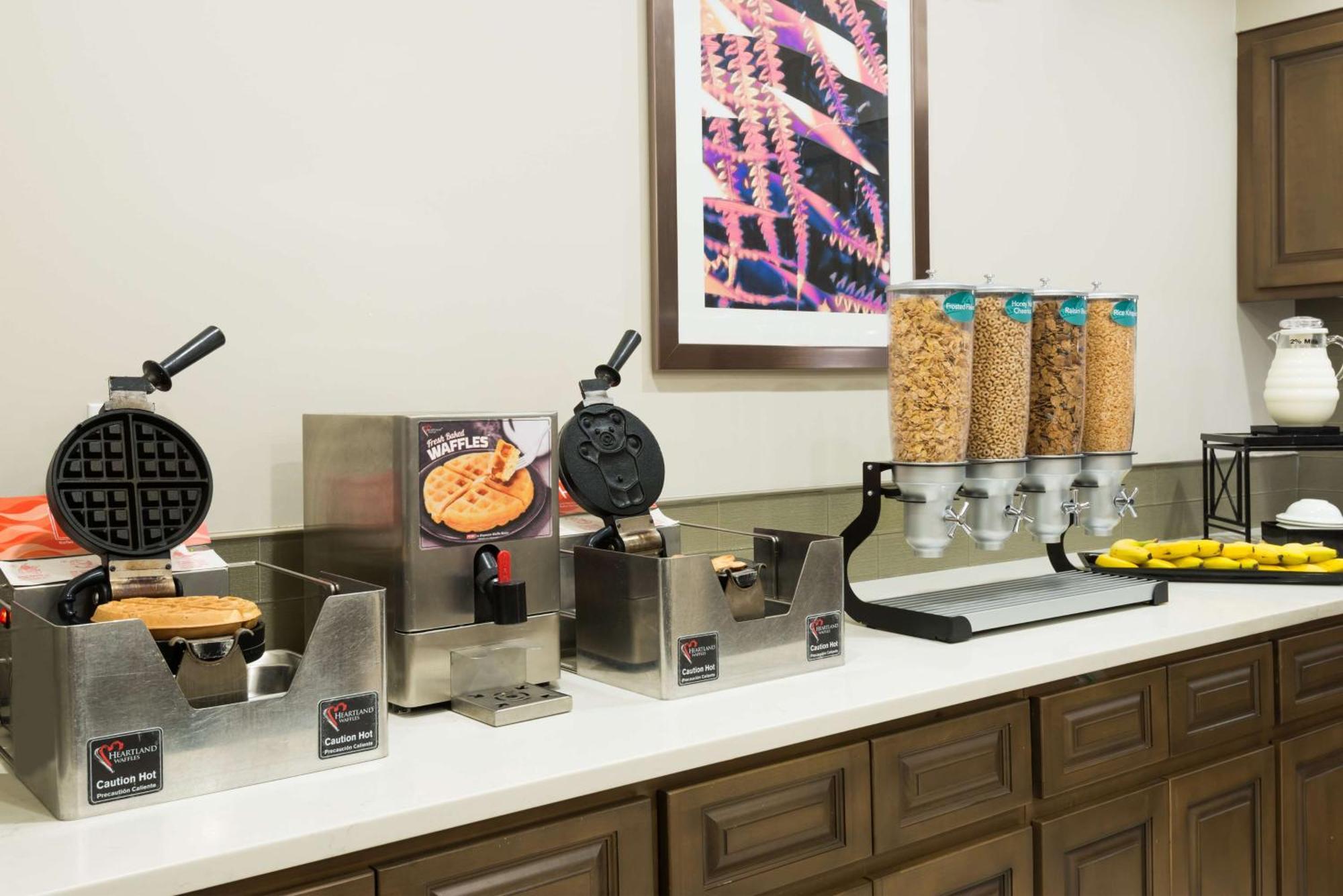 Homewood Suites By Hilton Orlando-Ucf Area Alafaya Экстерьер фото